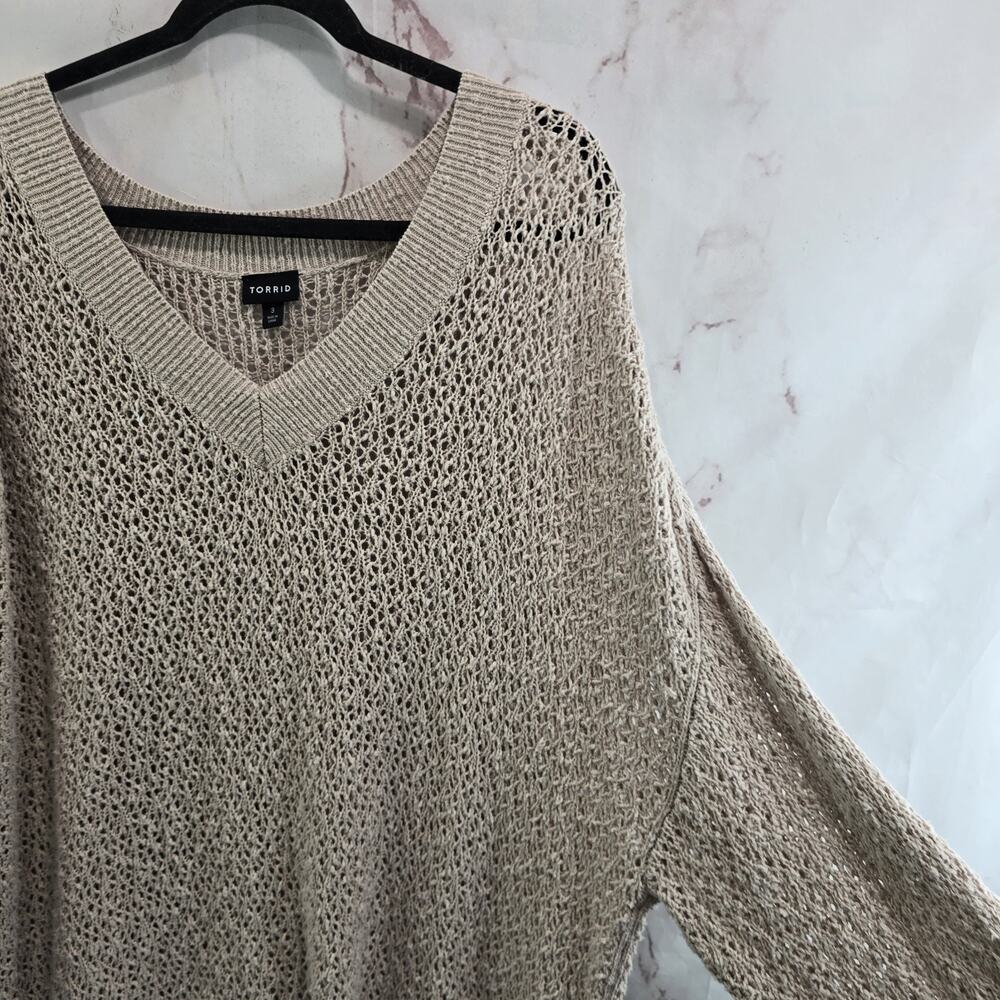 Torrid Sweater Womens 3 3X Beige V Neck Plunge Open Stitch Pullover Slouchy - Picture 11 of 12